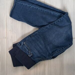 4/$20 Gap Maternity Jeans - 26R